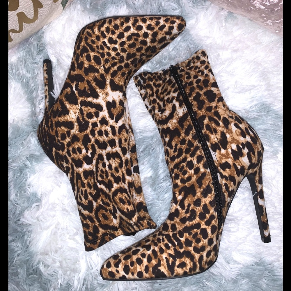 Leopard Print✨Heeled Bootie - Picture 3 of 8